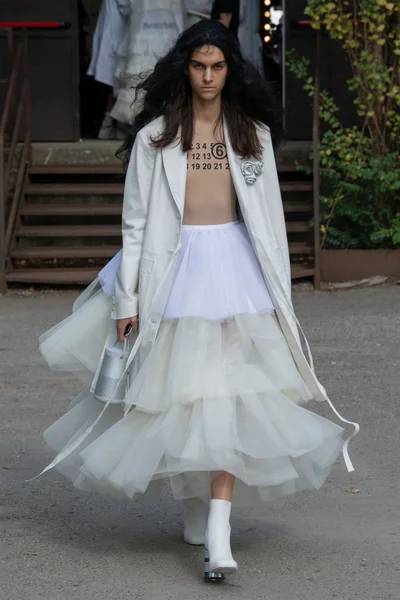 Look 21